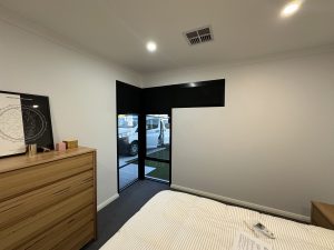 Black Frame Onyx Fabric Single (18)